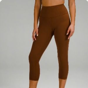 Lululemon Align cropped leggings - size 6